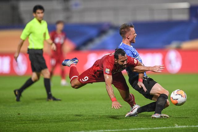 意甲-比塞克处子球巴雷拉破门 国米2-0莱切